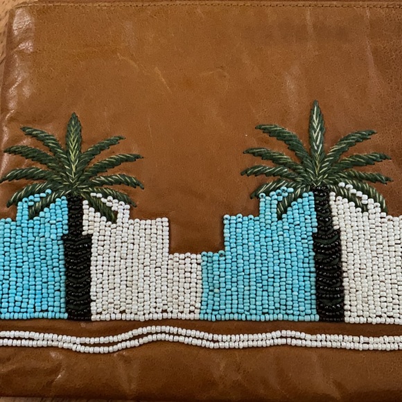 Beaded clutch - Picture 2 of 4